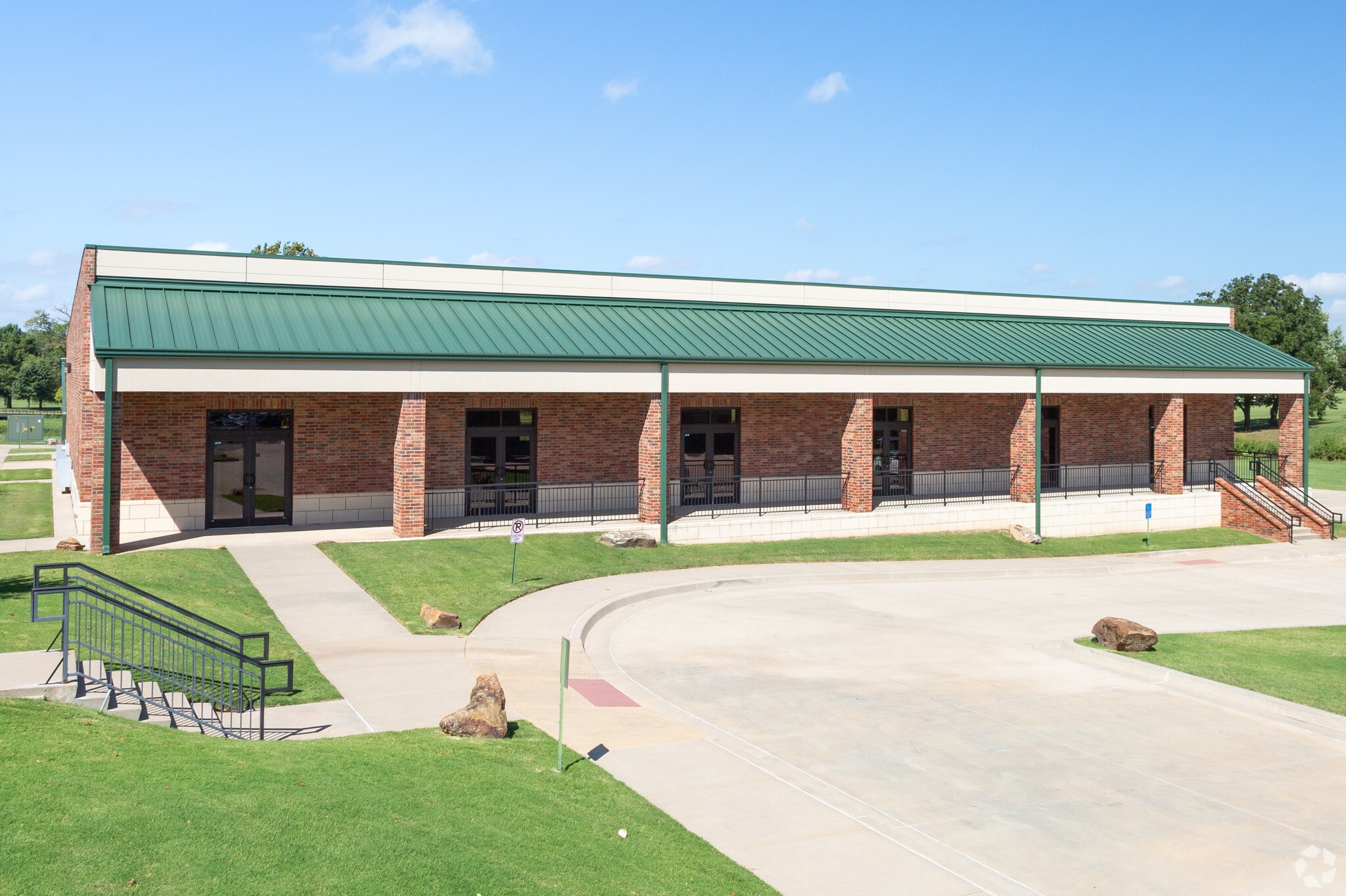 1121 S Douglas Blvd, Oklahoma City, OK for sale Primary Photo- Image 1 of 12