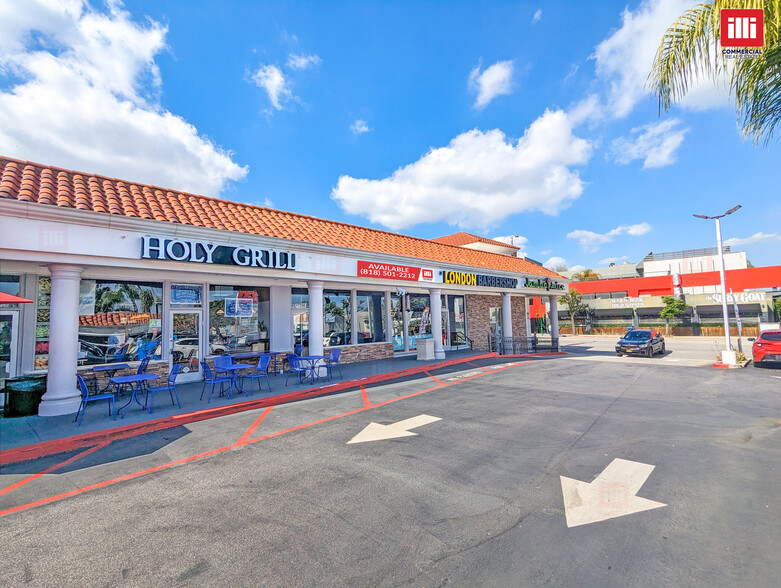 17300 Ventura Blvd, Encino, CA for lease - Building Photo - Image 3 of 5