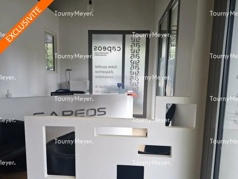 Office in Cesson-Sévigné for lease - Lobby - Image 3 of 5