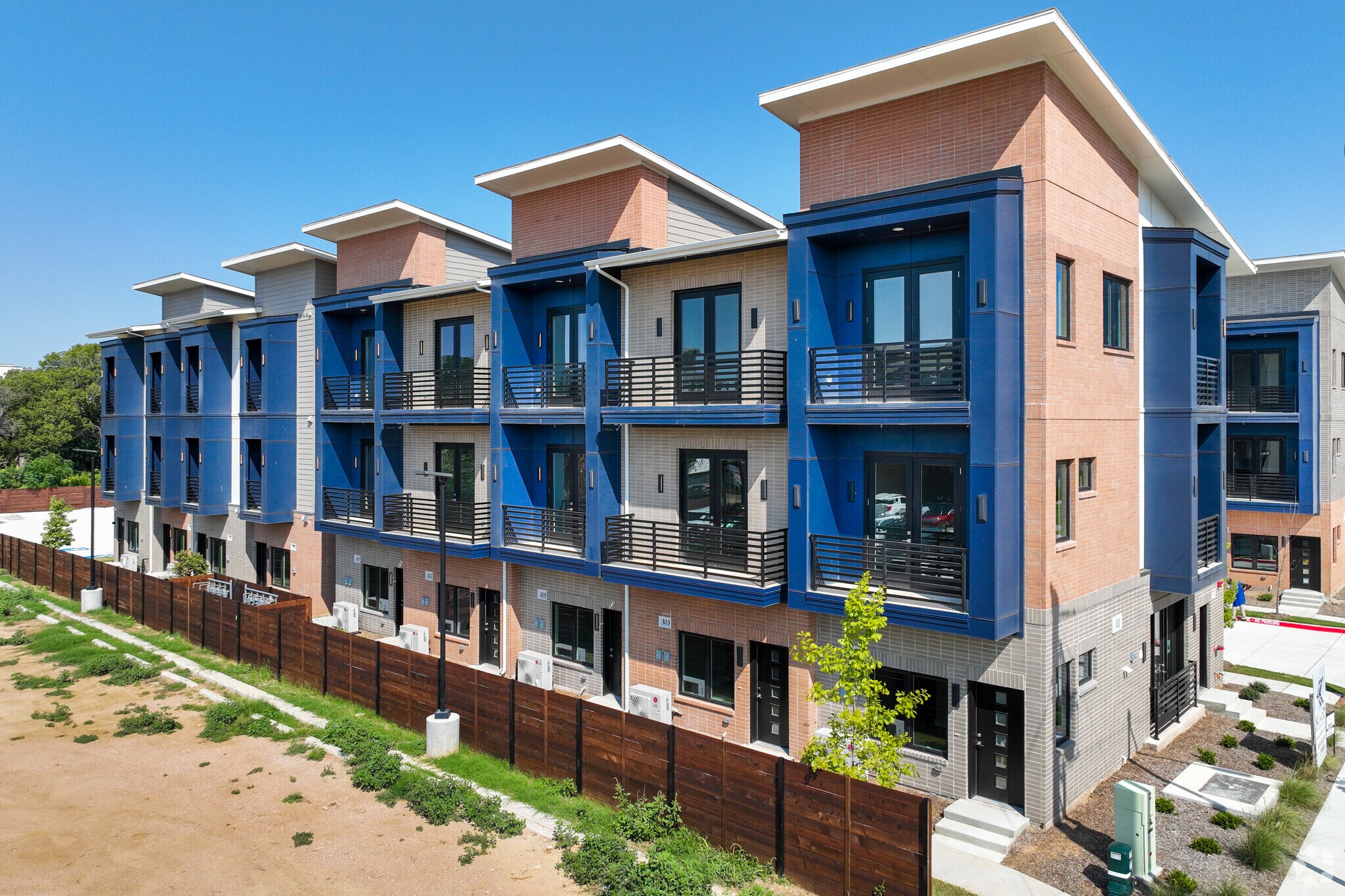 123 Merritt St, Fort Worth, TX for sale Primary Photo- Image 1 of 1