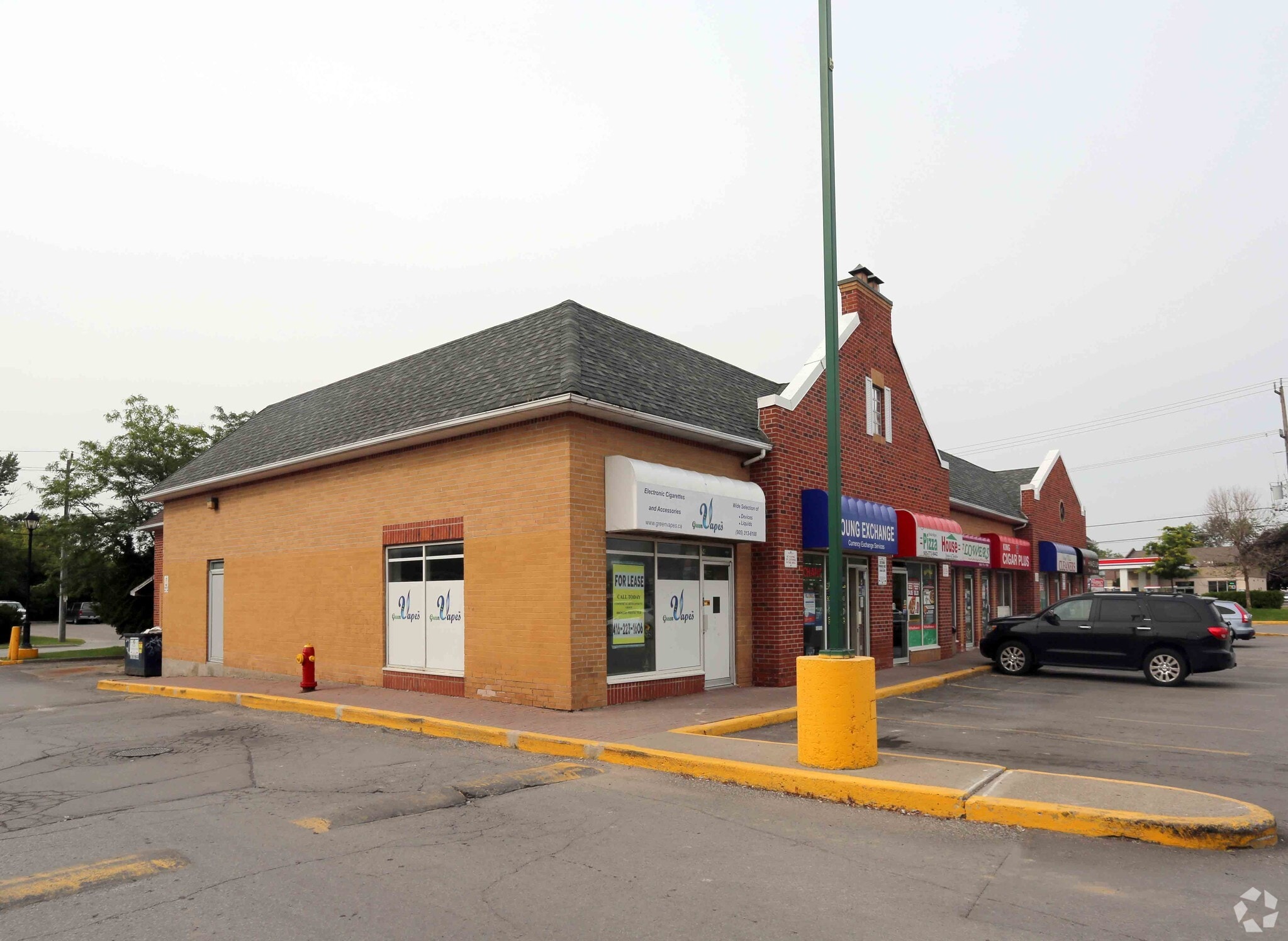 13071 Yonge St, Richmond Hill, ON for sale Primary Photo- Image 1 of 1