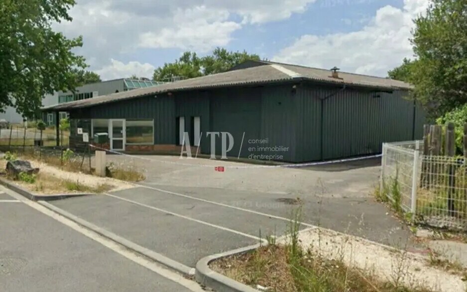 Flex in Gradignan for lease - Building Photo - Image 1 of 12