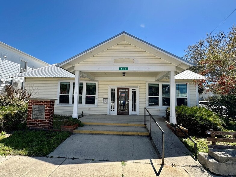 490 2nd St, Cedar Key, FL for sale - Building Photo - Image 3 of 14