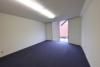 710-724 Buffalo St, Corpus Christi, TX for lease Interior Photo- Image 2 of 4