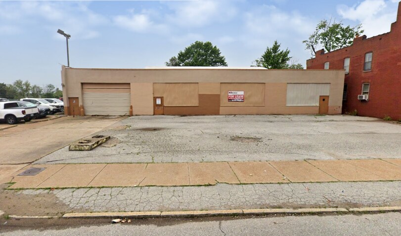 3857 S Grand Ave, Saint Louis, MO for sale - Primary Photo - Image 1 of 3