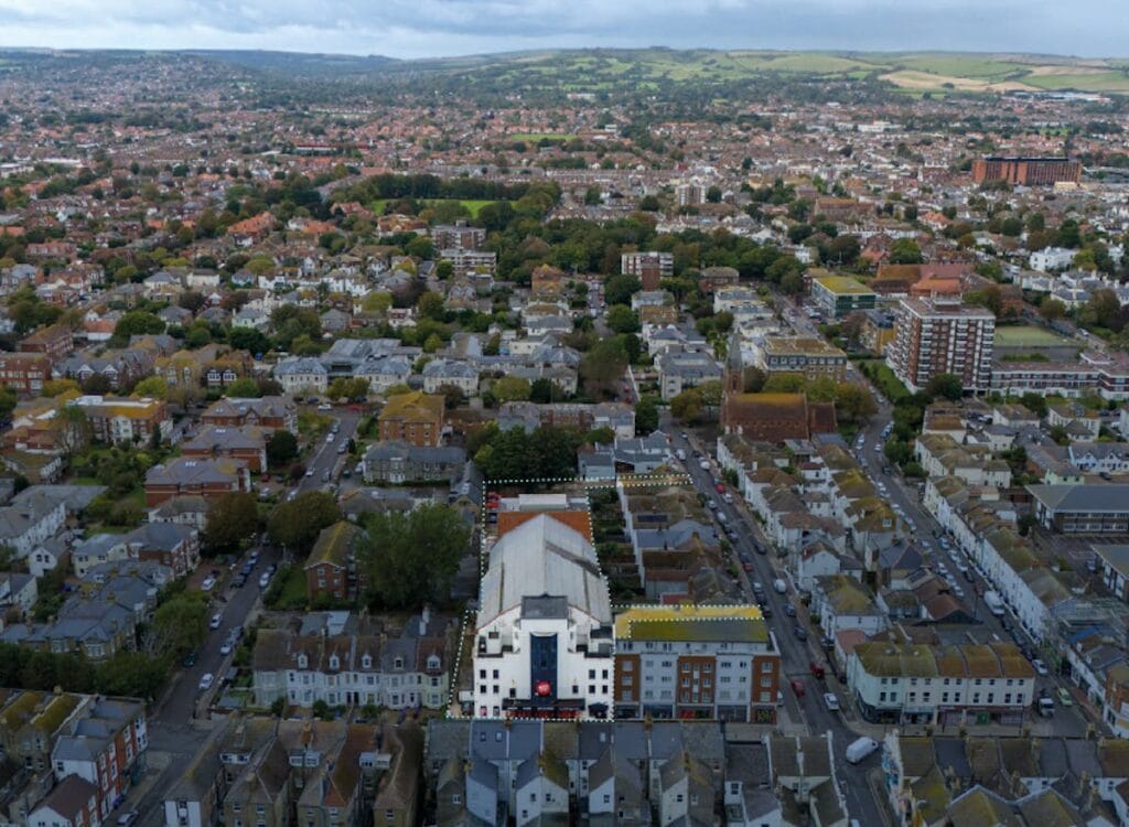 Rowlands Rd, Worthing for sale Primary Photo- Image 1 of 6