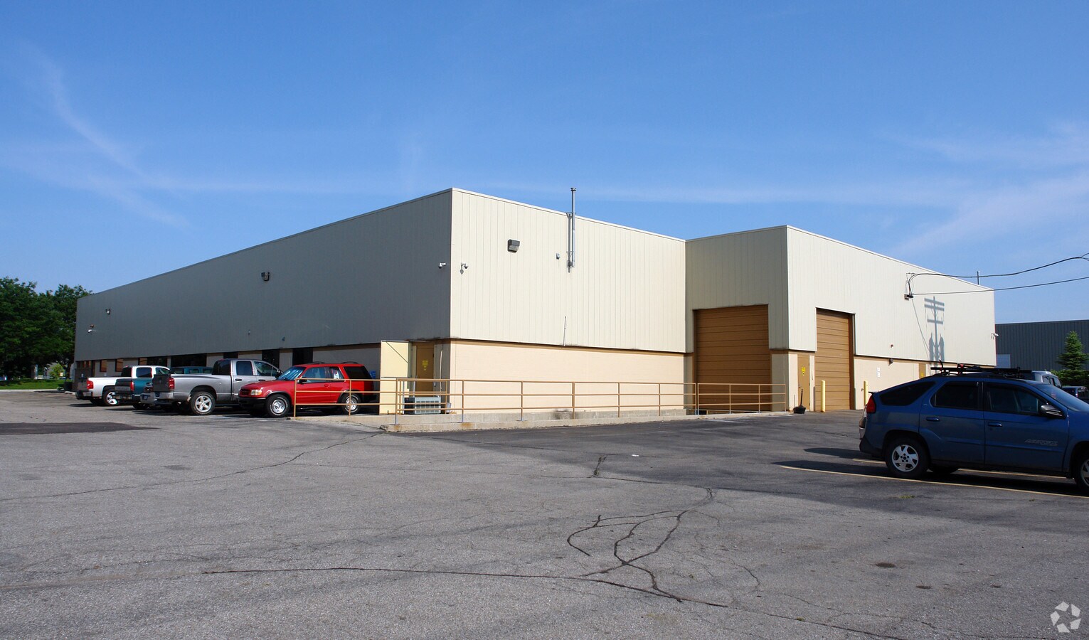 2871 Bond St, Rochester Hills, MI 48309