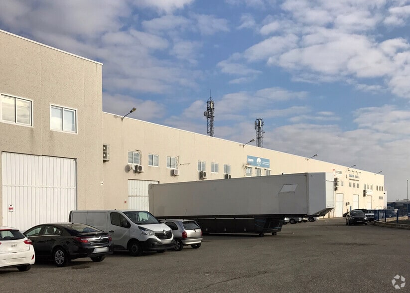 Calle la Habana, 6, Alcalá de Henares, Madrid for lease - Building Photo - Image 2 of 2