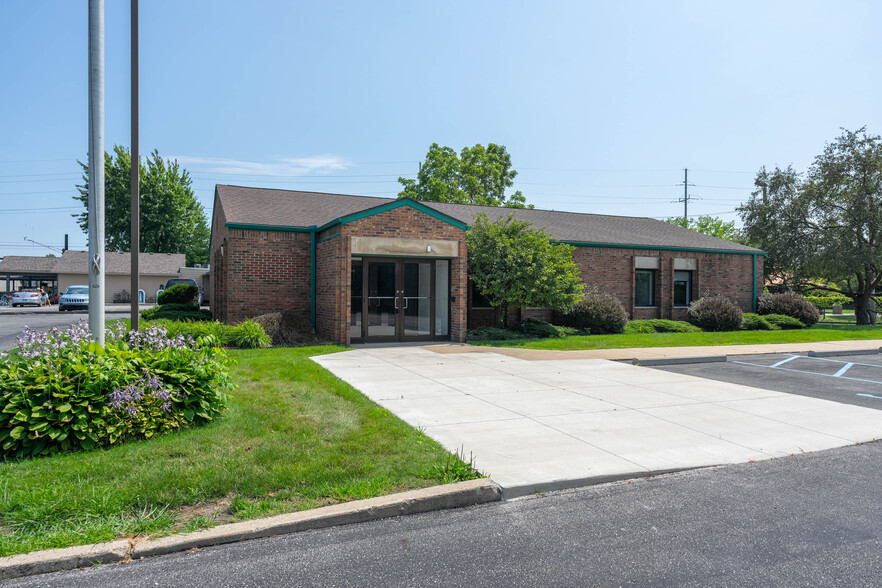 69055 N Main St, Richmond, MI for lease - Building Photo - Image 2 of 7