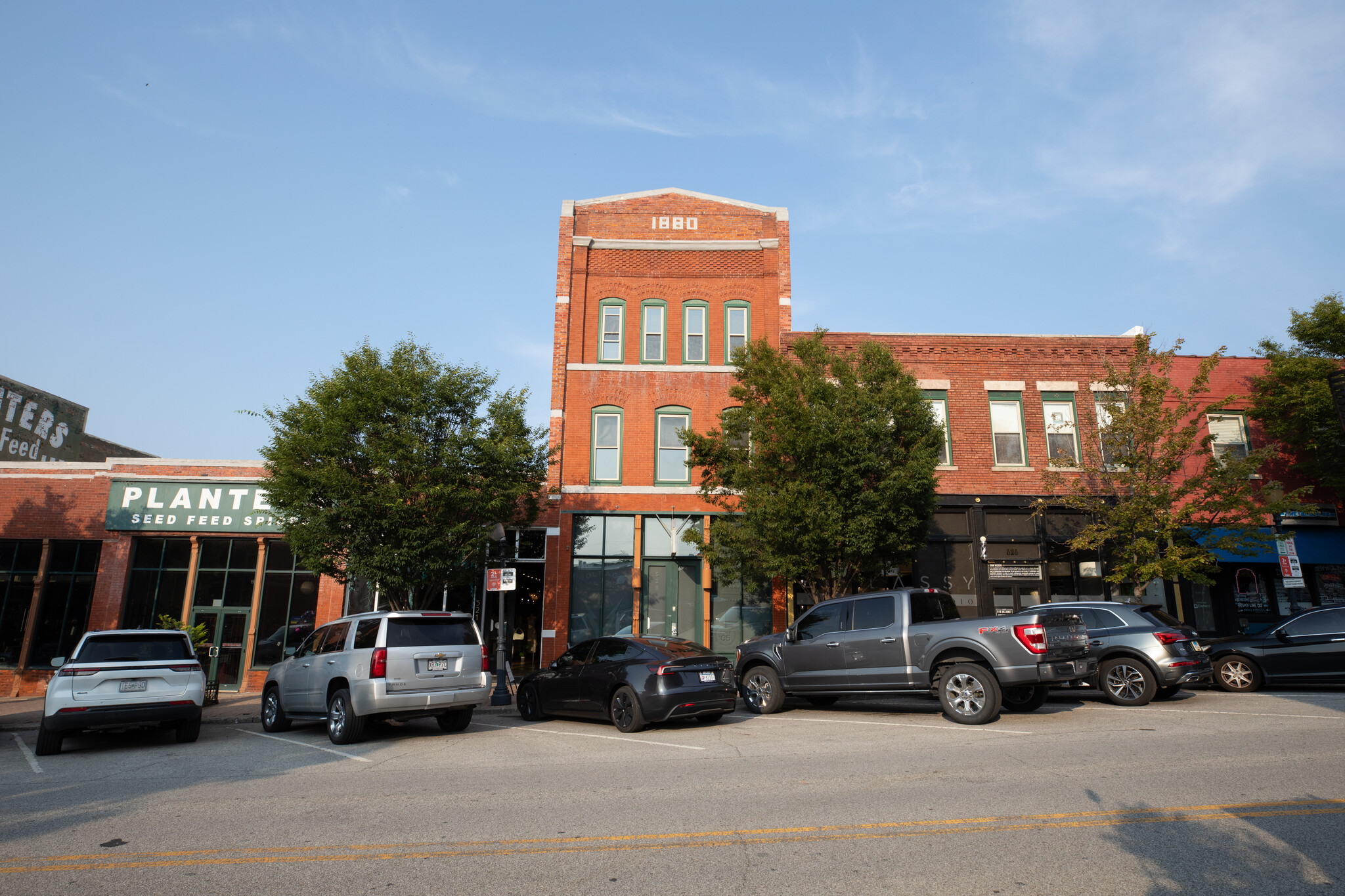 523 Walnut St, Kansas City, MO for lease Building Photo- Image 1 of 12