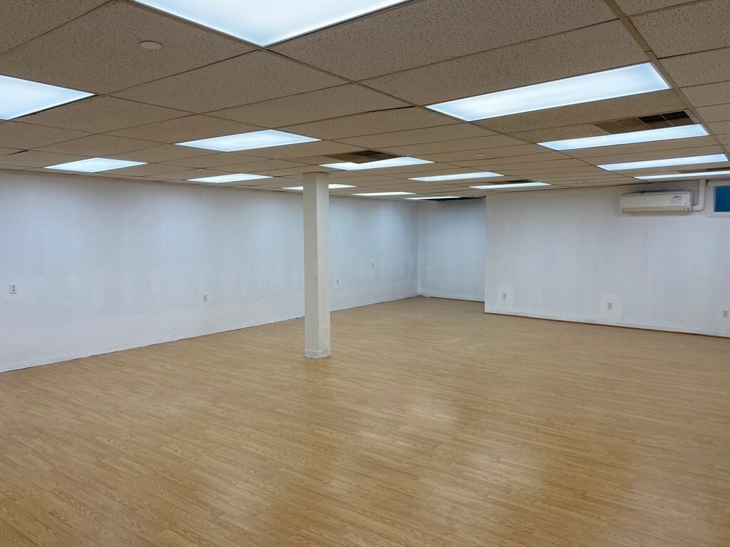 281-283 Cabot St, Beverly, MA for lease Interior Photo- Image 1 of 4