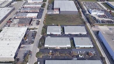 902 Paramount Pky, Batavia, IL - AERIAL map view