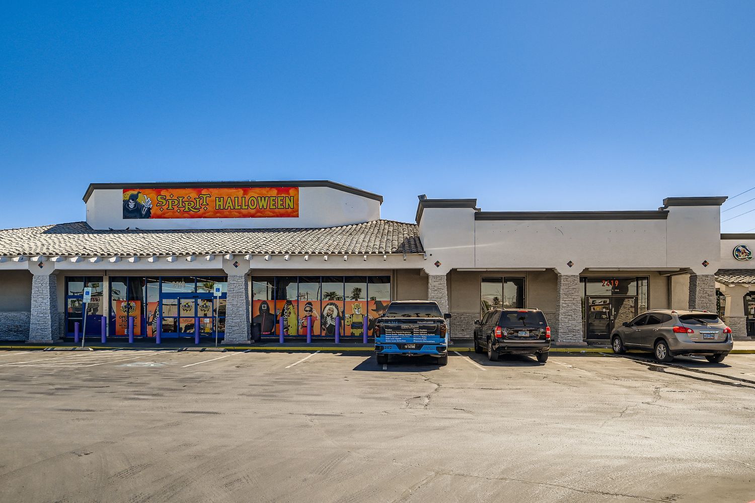 2411-2483 E Tropicana Ave, Las Vegas, NV for lease Building Photo- Image 1 of 8