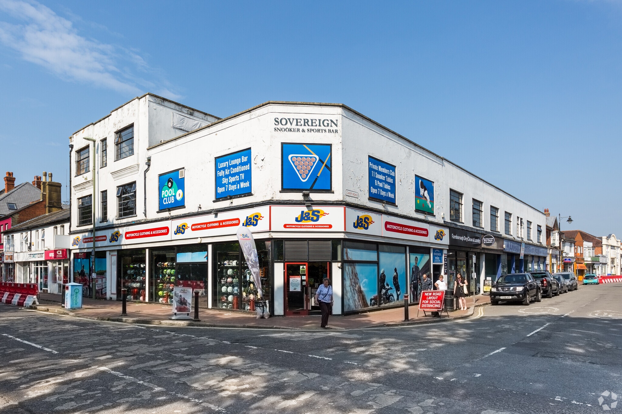 1-7 Camp Rd, Farnborough for sale Primary Photo- Image 1 of 1