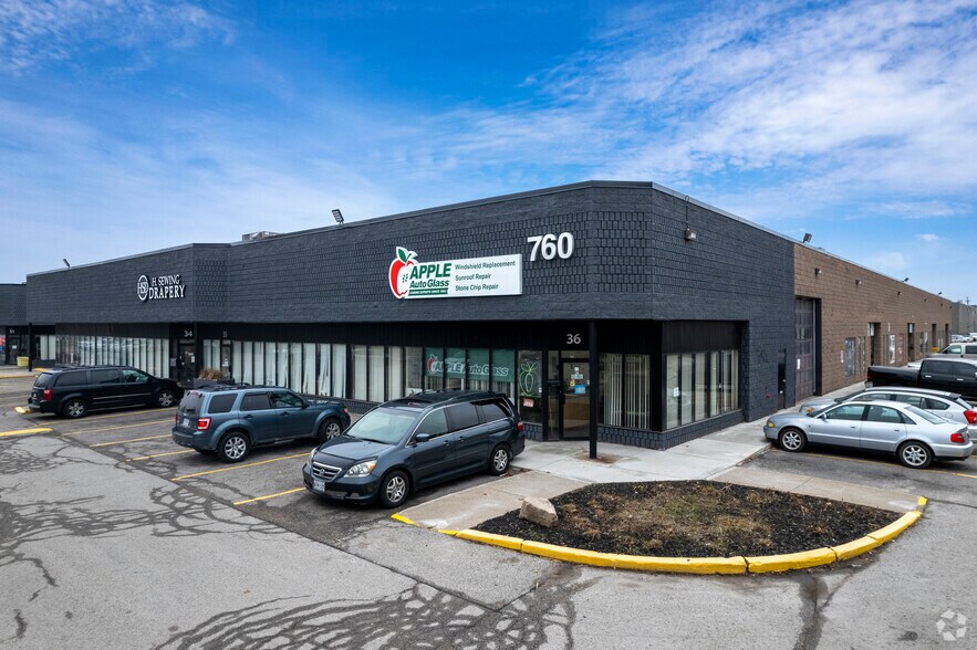 750 Birchmount Rd, Toronto, ON for sale - Primary Photo - Image 1 of 1
