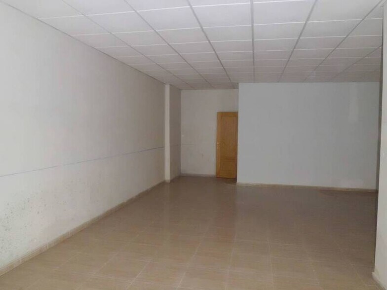 Retail in El Ejido for lease - Building Photo - Image 3 of 6