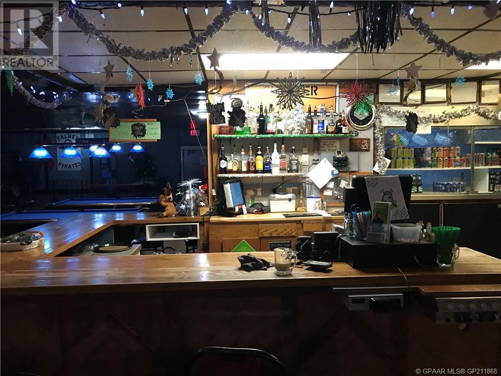 6 Main St NW, Falher, AB T0H 1M0