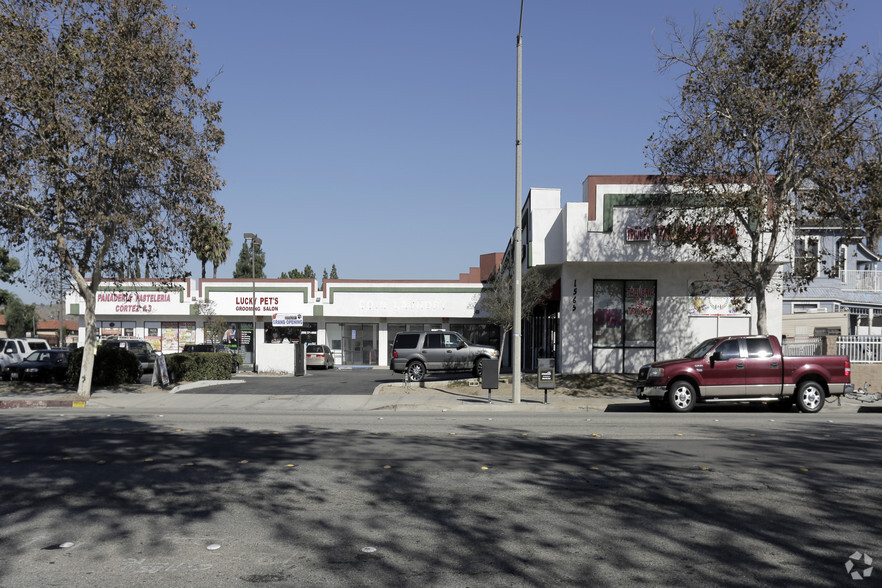 1565 Holt Ave, Pomona, CA for lease - Primary Photo - Image 1 of 4