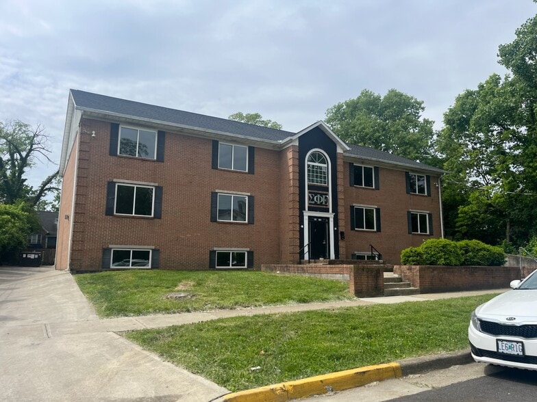 405 E Vine St, Oxford, OH for sale - Building Photo - Image 2 of 9