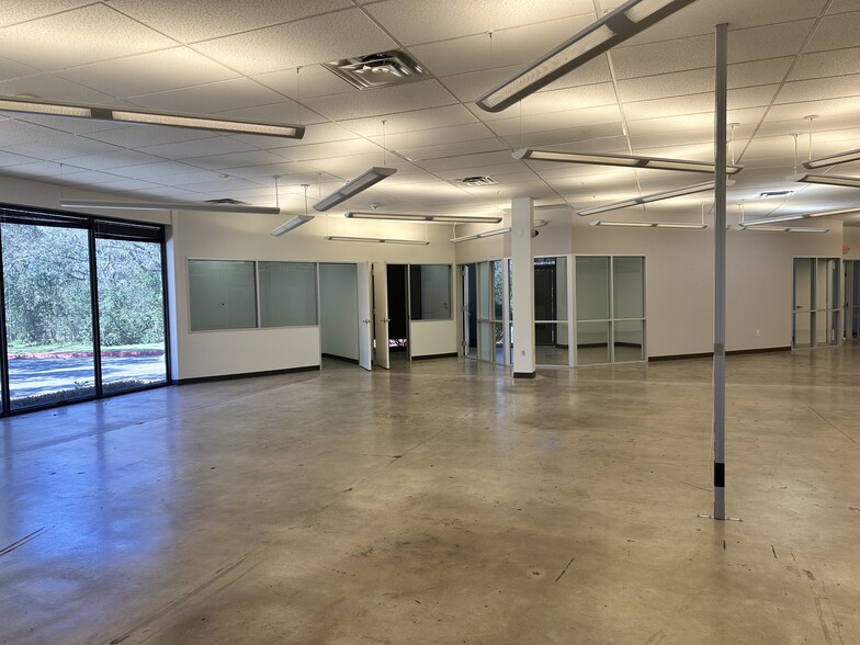 5307 Industrial Oaks Blvd, Austin, TX for lease - Interior Photo - Image 3 of 13