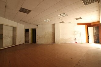 Retail in Vilanova i la Geltrú, Barcelona for lease Interior Photo- Image 1 of 5