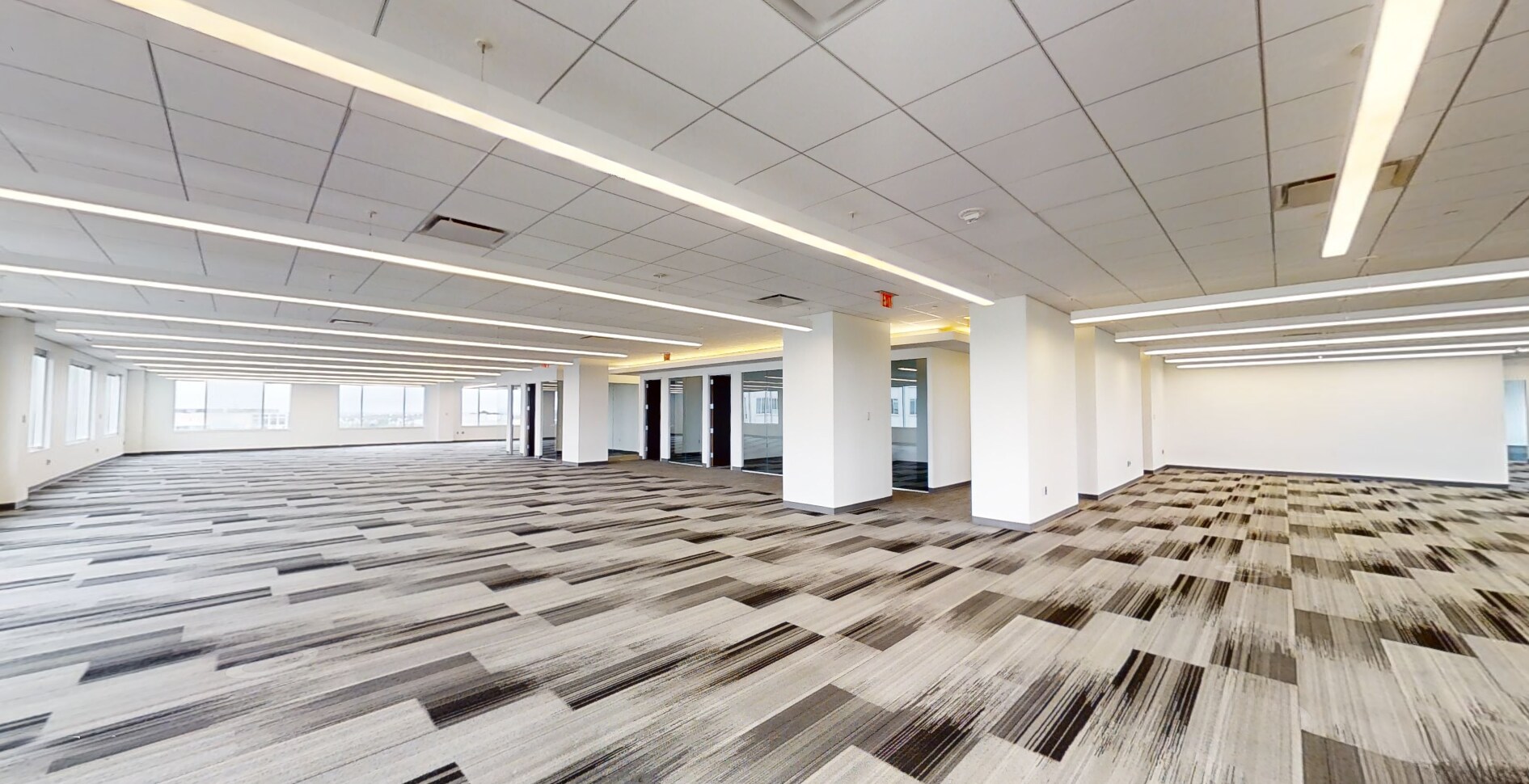 12950 Worldgate Dr, Herndon, VA for lease Interior Photo- Image 1 of 5