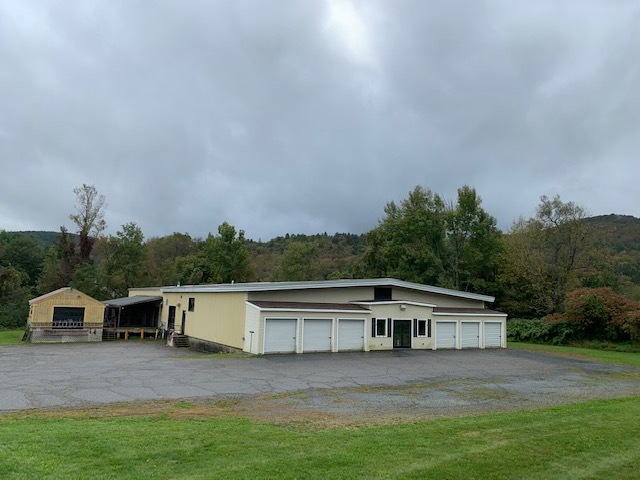 2517 W Woodstock Rd, Woodstock, VT for sale - Building Photo - Image 1 of 1