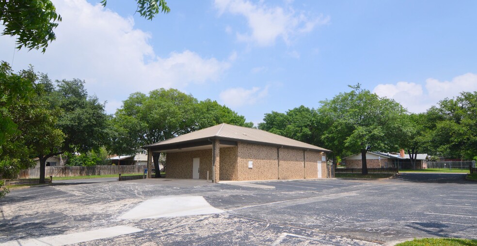 4310 Myrna Dr, San Antonio, TX for sale - Building Photo - Image 1 of 5