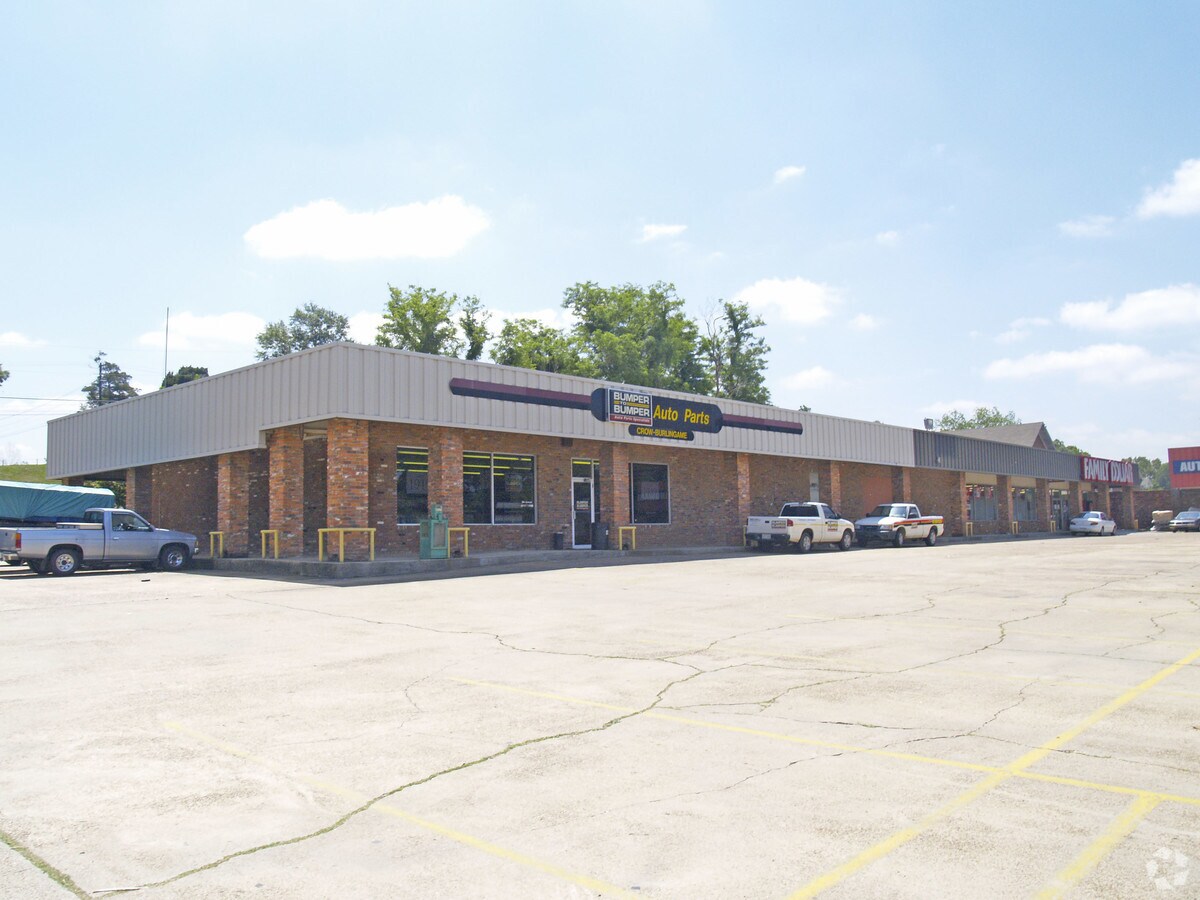 414 Highway 61 N Natchez Ms 39120 Freestanding Property For Furniture Outlet