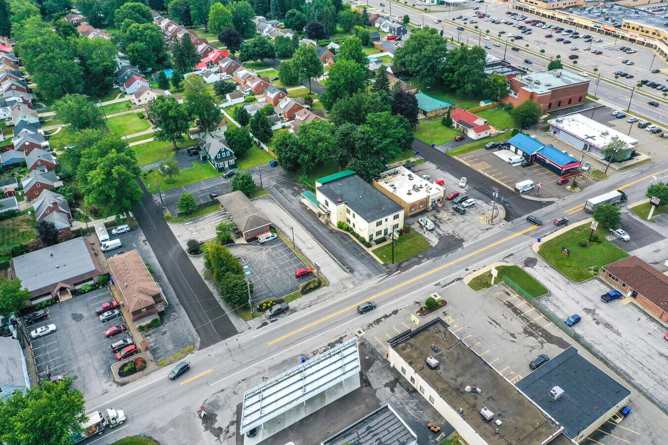 4085 Seneca St, West Seneca, NY 14224