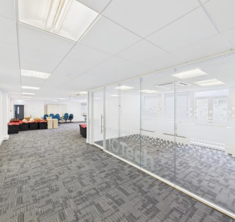 18 George St, Edinburgh for lease Interior Photo- Image 1 of 2