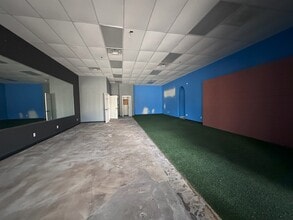 2514-2550 E Broadway St, Pearland, TX for lease Interior Photo- Image 1 of 3