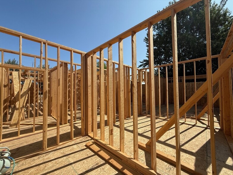 865 3000 N, Rexburg, ID for lease - Building Photo - Image 3 of 6