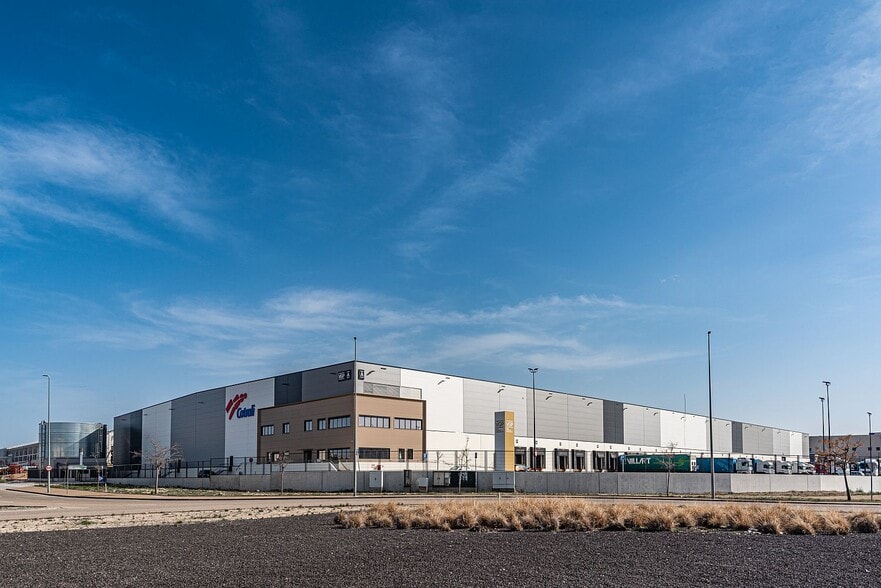 Calle Alaun, 7, Zaragoza, Zaragoza for lease - Building Photo - Image 1 of 1