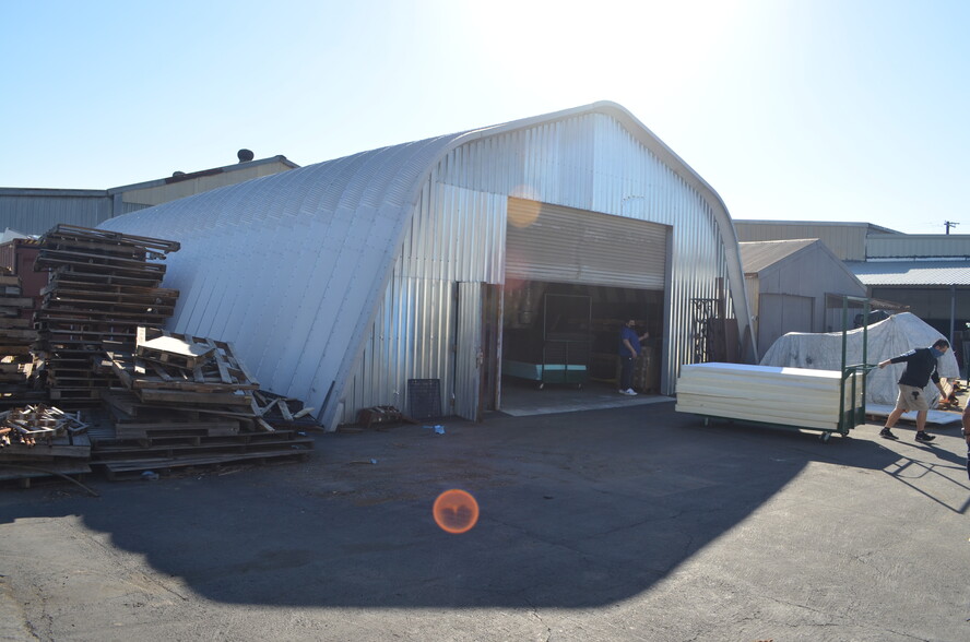 4237 State St, Montclair, CA for lease - Building Photo - Image 3 of 9