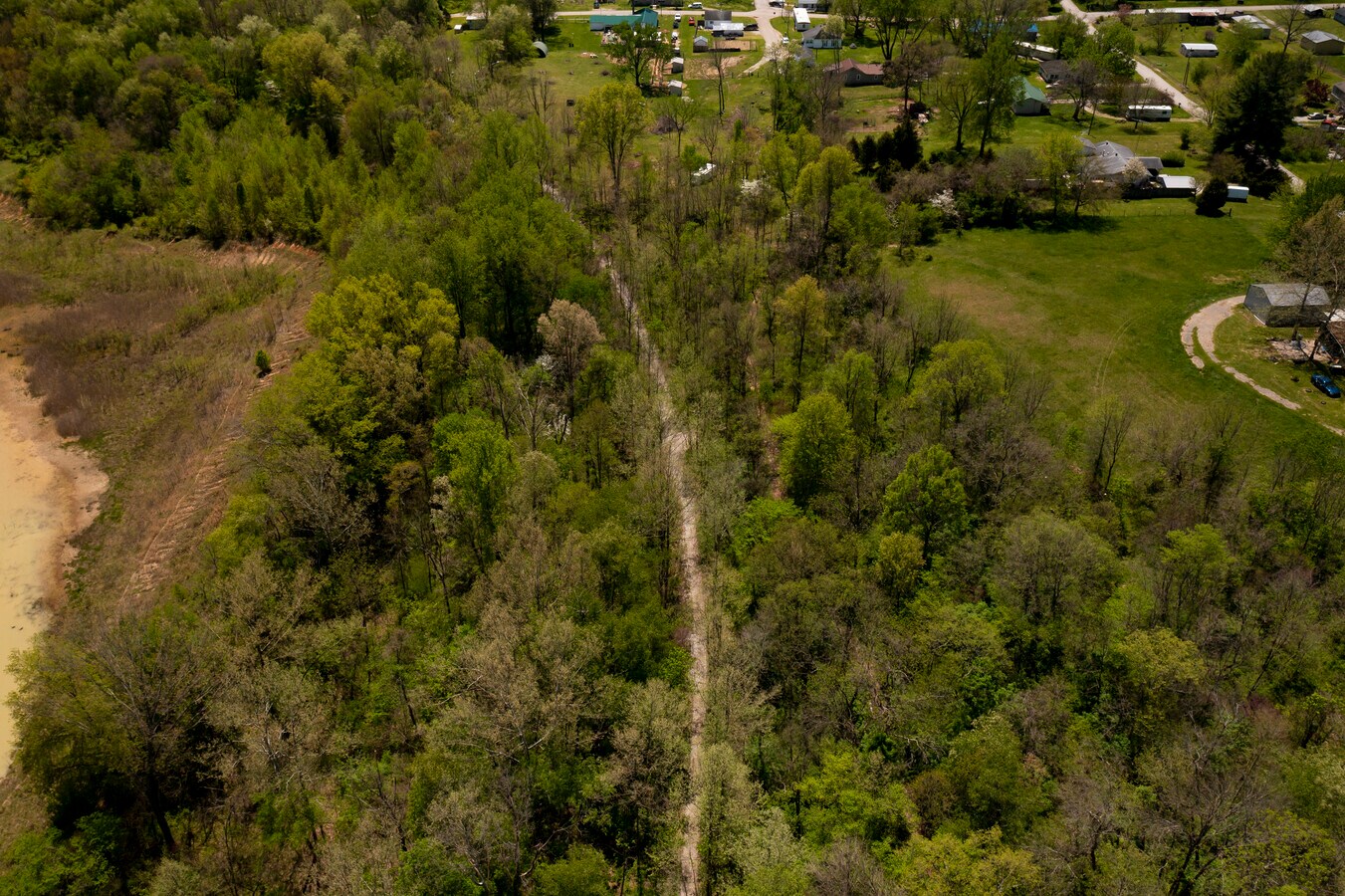 Murdock Station Rd, Bedford, IN 47421