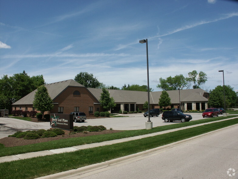 3913-3931 Berry Leaf Ln, Hilliard, OH for lease - Building Photo - Image 3 of 9