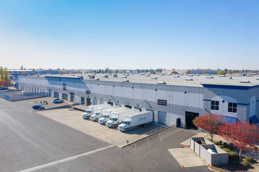 8845 Washington Blvd, Roseville, CA for lease - Building Photo - Image 1 of 2