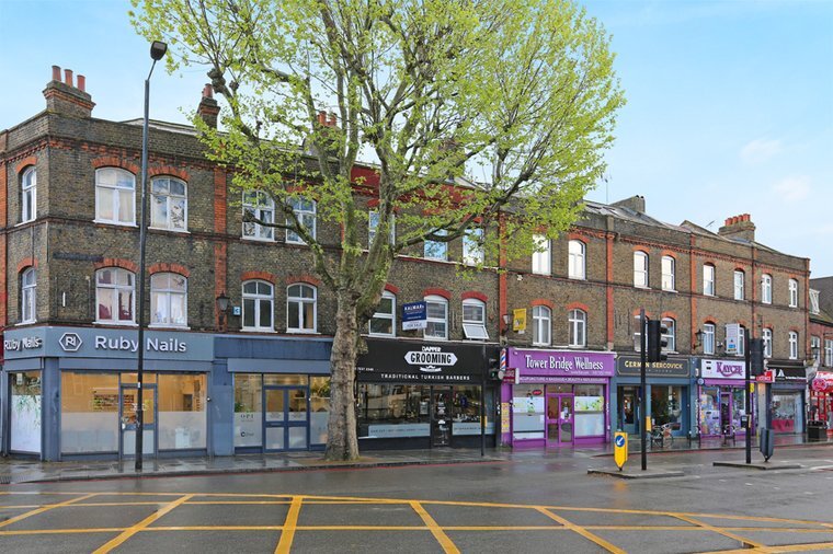 98 Tower Bridge Rd, London, Se1 4tp - Retail For Sale 