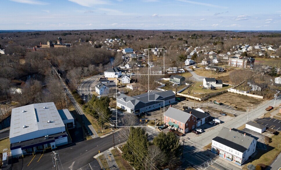 495 Washington St, Coventry, RI 02816