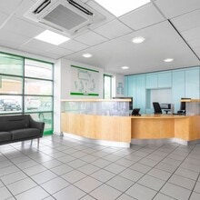 Andersons Rd, Southampton for lease Interior Photo- Image 1 of 7