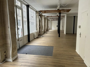 Office in Paris for lease Interior Photo- Image 2 of 7