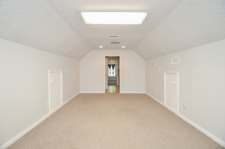 5608 5th St, Katy, TX for lease - Building Photo - Image 3 of 16