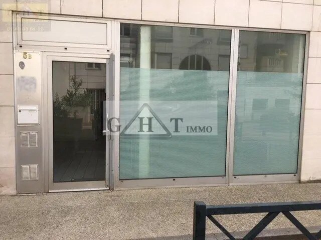 Vente Bureaux 87 m² - Photo 1