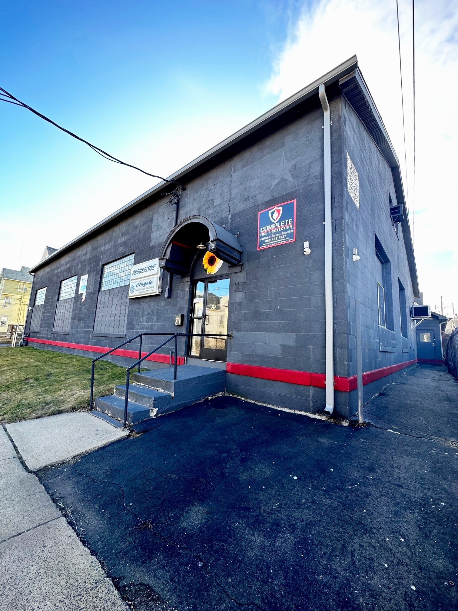 35 Woodland St, New Britain, CT for sale Building Photo- Image 1 of 1