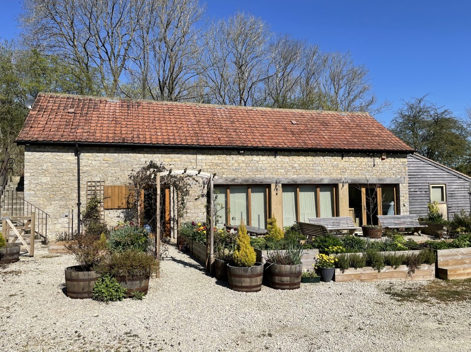 Halfway Barn, York for lease Building Photo- Image 1 of 1