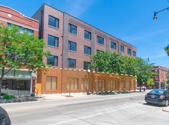 1334 W Devon Ave, Chicago, IL for lease - Building Photo - Image 2 of 8