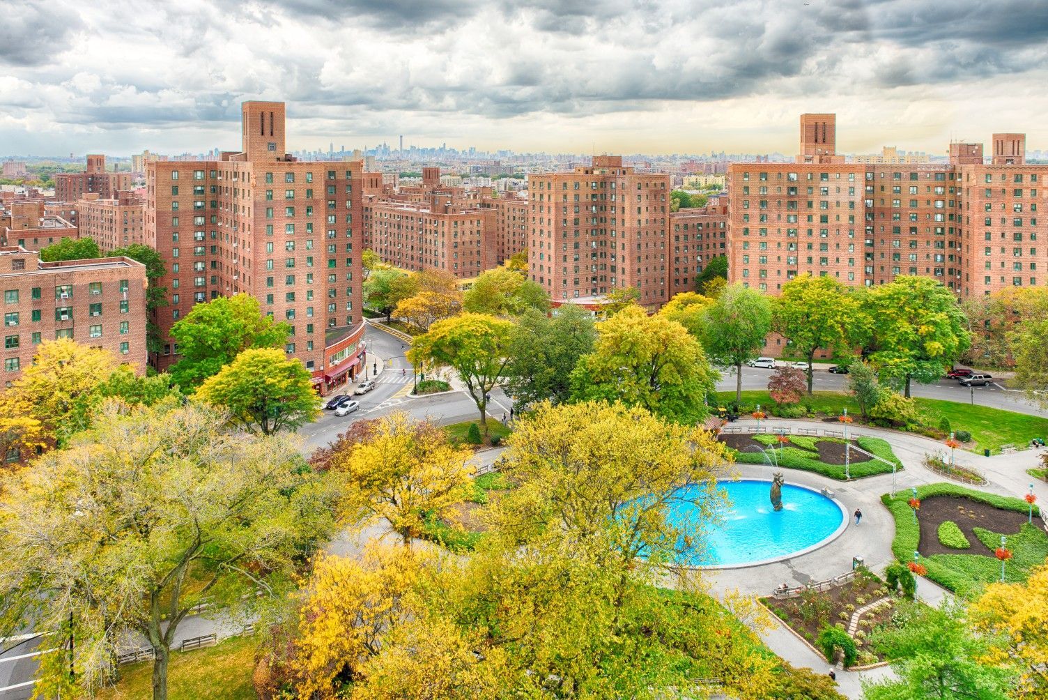 14101491 Metropolitan Ave, Bronx, NY 10462 Parkchester Retail District