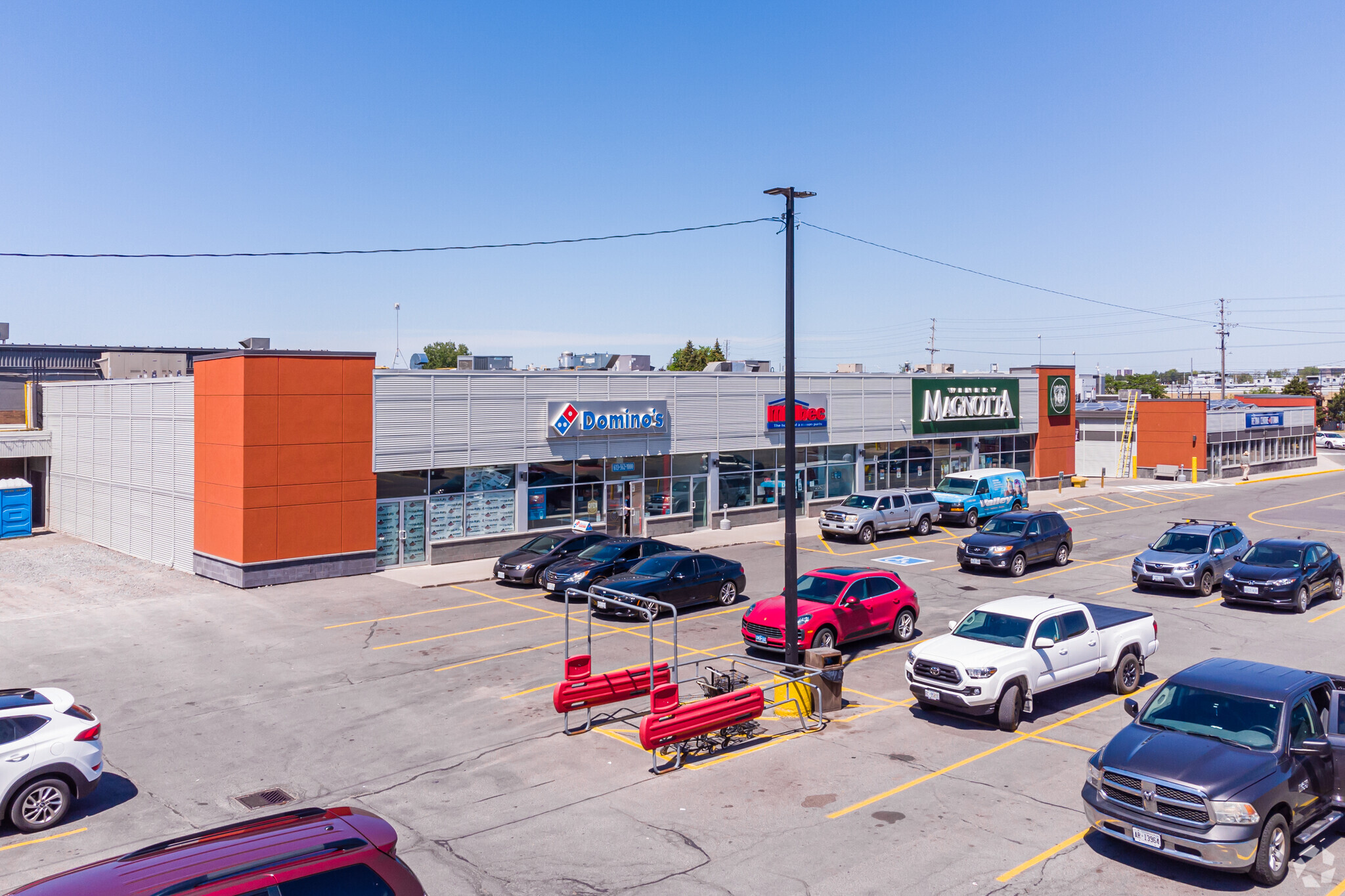 1000-1010 Belfast Rd, Ottawa, ON for lease Building Photo- Image 1 of 10