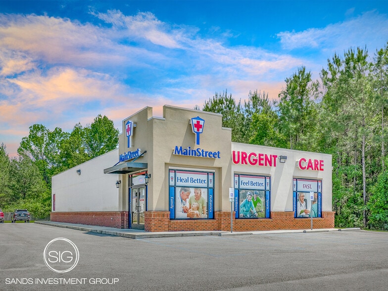 10251 Sorrento Rd, Pensacola, FL for sale - Primary Photo - Image 1 of 5